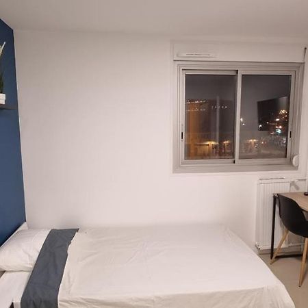 Chambres Avec Douche Privative Dans Appartement Partage - Metro - Wifi Toulouse Eksteriør billede